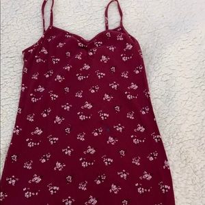 A maroon tank top only wore once